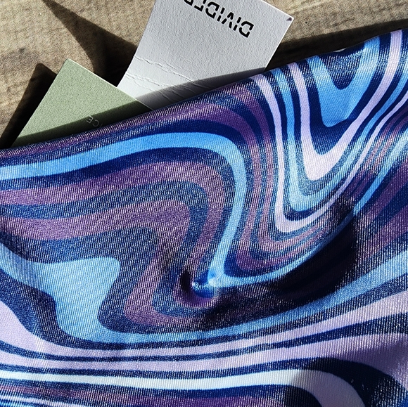 NWT H&M purple + blue swim bottoms - Picture 8 of 8